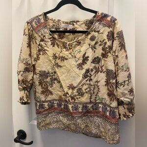Cream size 36 viscose/ nylon blouse